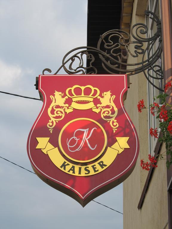 Kaiser Hotel Tsjernivtsi Eksteriør bilde