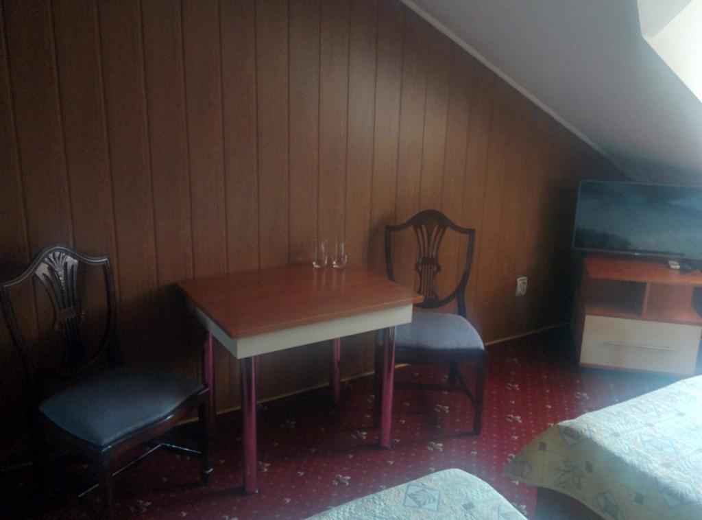 Kaiser Hotel Tsjernivtsi Eksteriør bilde